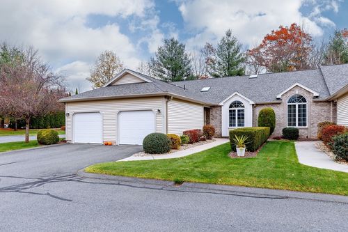 117-117 Pine Grove Dr, South Hadley, MA, 01075-2104 | Card Image