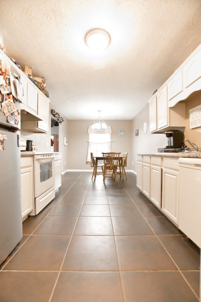 132 Cassius Court, For Sale in Berea Zoocasa