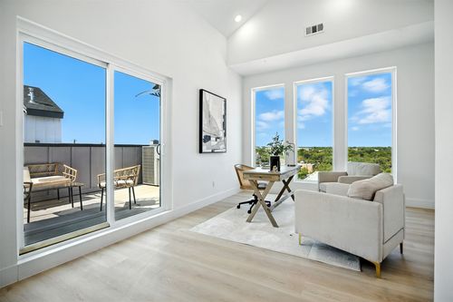 105-312 N Lancaster Ave, Dallas, TX, 75203-2348 | Card Image