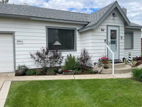 250 200, Beaver, UT, 84713-7971 | Card Image