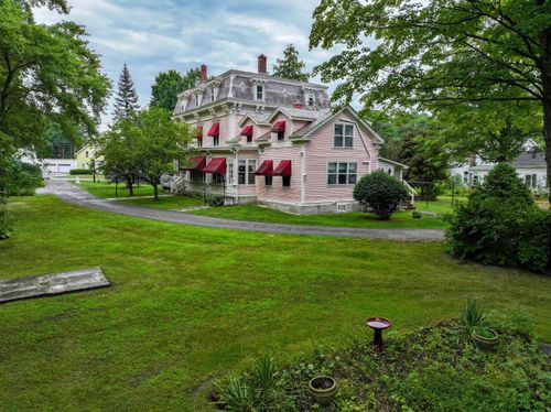 31 Franklin St, Brandon, VT, 05733-1111 | Card Image
