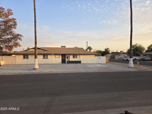 3539 W Orange Dr, Phoenix, AZ, 85019-2716 | Card Image