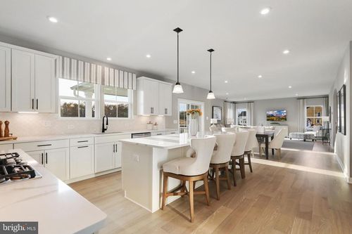 81 Wexford Dr S, Woolwich Twp, NJ, 08085-1162 | Card Image