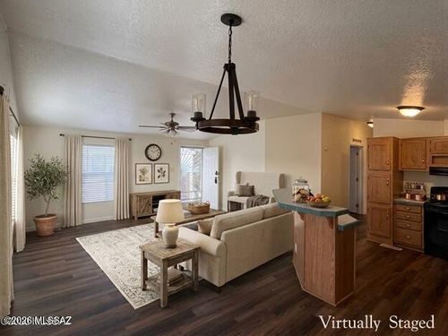 7263 S Ventanna De Las Piedras, Tucson, AZ, 85756-9751 | Card Image