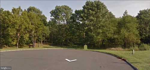 6 Roosevelt Ave, Pennington, NJ, 08534-4219 | Card Image
