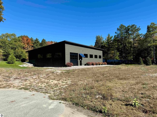 12639 N Northport Point Rd, Home with 0 bedrooms, 0 bathrooms and null parking in Northport MI | Image 11