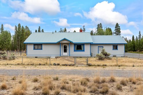 12342 Sun Forest Dr, La Pine, OR, 97739-9223 | Card Image