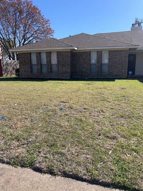 806 Red Bud Dr, Desoto, TX, 75115-4460 | Card Image