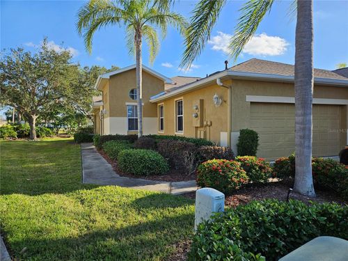 1161 Jameson Greens Dr, SUN CITY CENTER, FL, 33573-7112 | Card Image