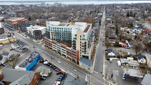 {{alt}} | Card Image