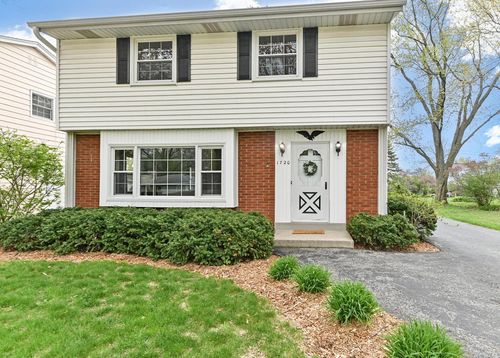 1720 N 117th Street, Wauwatosa, WI, 53226 | Card Image