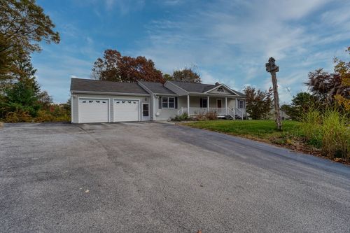 42 Kiley Way, Coventry, RI, 02816-6478 | Card Image