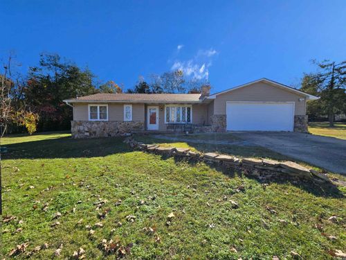 81 French Horn Pl, Mountain Home, AR, 72653-6016 | Card Image