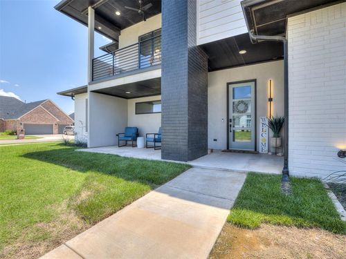 9204 Nw 84th Ter, Yukon, OK, 73099-9357 | Card Image