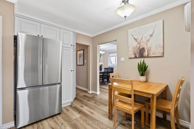 465 Main St W, House other with 3 bedrooms, 2 bathrooms and 3 parking in Palmerston ON | Image 17