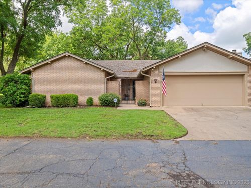 1525 Pecan Pl, Bartlesville, OK, 74003-6023 | Card Image