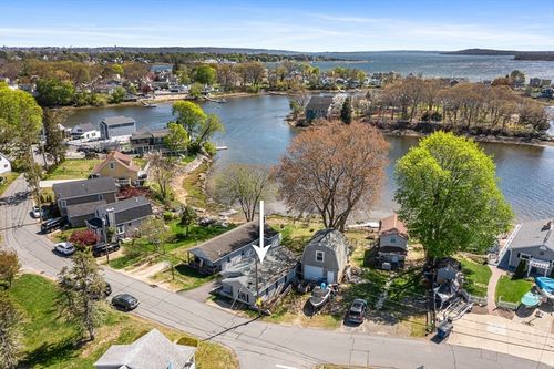 126 Ocean View Ave, Swansea, MA, 02777-1917 | Card Image