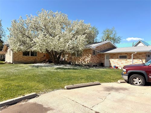 3512 1st Avenue N, Great Falls, MT, 59401 | Card Image