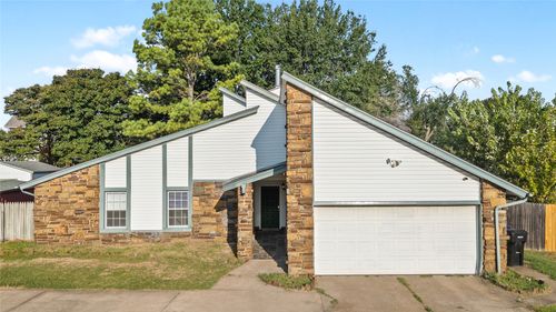 3200 Lions Ave, Broken Arrow, OK, 74012-7724 | Card Image