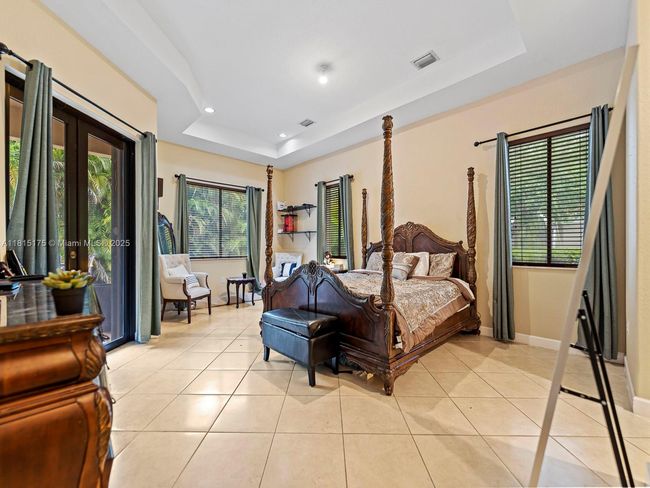 19385 Sw 79 Th Ct, House other with 5 bedrooms, 5 bathrooms and null parking in Cutler Bay FL | Image 19
