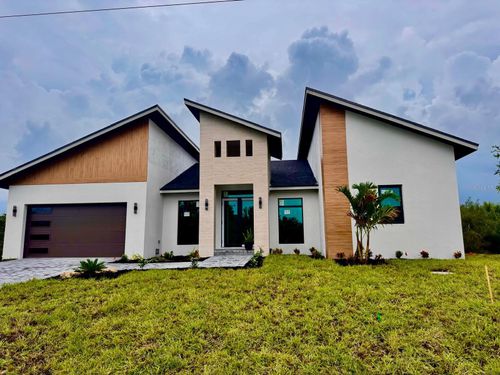 9468 Attica Cir, PORT CHARLOTTE, FL, 33981-4105 | Card Image