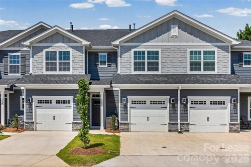 720 Pinecone Dr, Gastonia, NC, 28056-6247 | Card Image