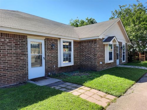 905 Sloan St, Weatherford, TX, 76086-5603 | Card Image
