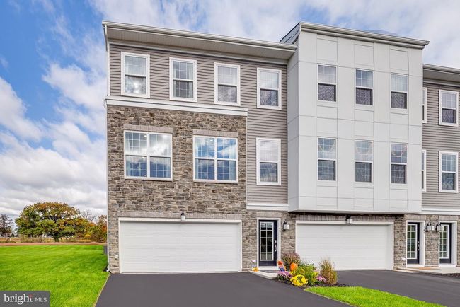 103 Ada Hightower Ave, Townhouse with 3 bedrooms, 4 bathrooms and null parking in Pennington NJ | Image 20
