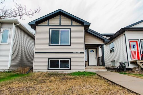 10268 85 St, Grande Prairie, AB, T8X0K3 | Card Image