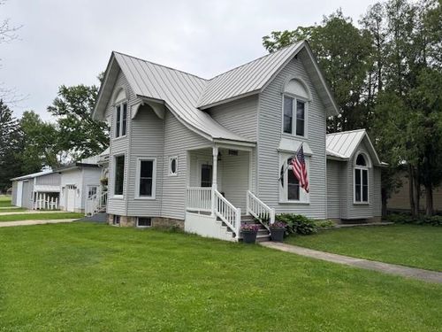 246 E 5th St Street, Westfield, WI, 53964 | Card Image