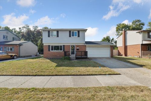 3964 Niagara St, Wayne, MI, 48184-1962 | Card Image