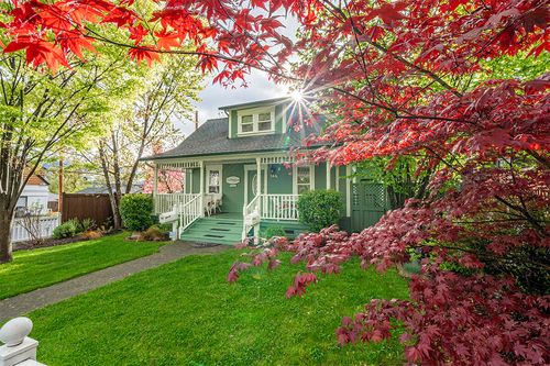 144 N 2nd Street, Ashland, OR, 97520 | Card Image