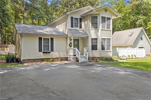 9614 Spring Branch Dr, North, VA, 23128-9014 | Card Image