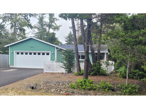5630 Hacienda Ave, Lincoln City, OR, 97367-5269 | Card Image