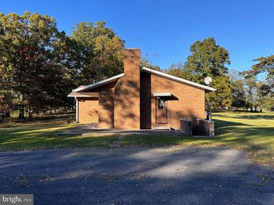 634 Pious Ridge Road, House other with 3 bedrooms, 2 bathrooms and null parking in BERKELEY SPRINGS WV | Image 2