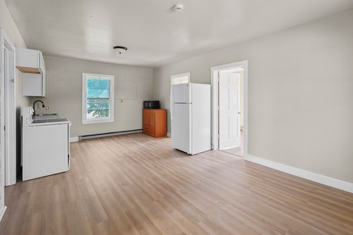 apt-1-32 Worcester Rd, Charlton, MA, 01507-1599 | Card Image