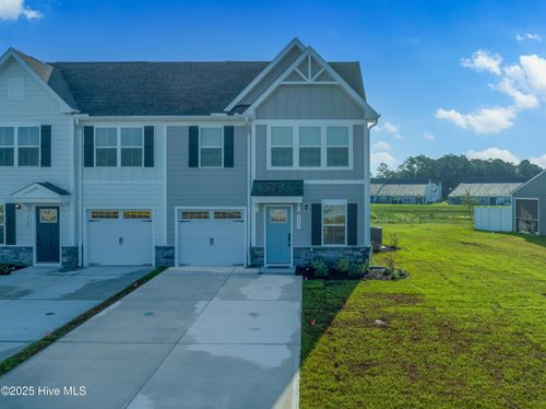 3111 Edgehill Dr, Navassa, NC, 28451-2386 | Card Image