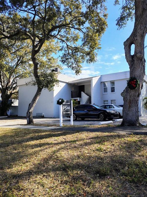 apt-1-101 N Fernwood Ave, CLEARWATER, FL, 33765-3327 | Card Image