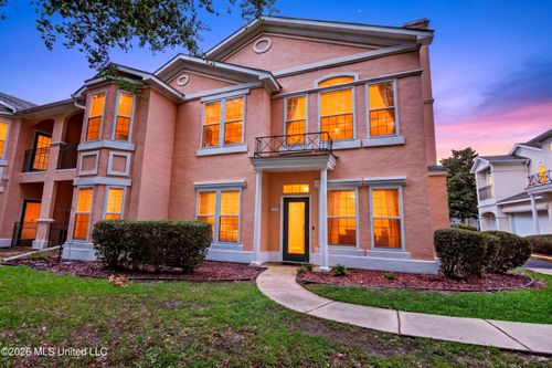 701-2252 Beach Dr, Gulfport, MS, 39507-1657 | Card Image