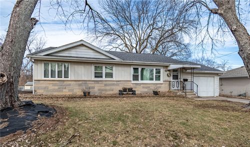 45 Ohio Dr, Decatur, IL, 62526-2388 | Card Image