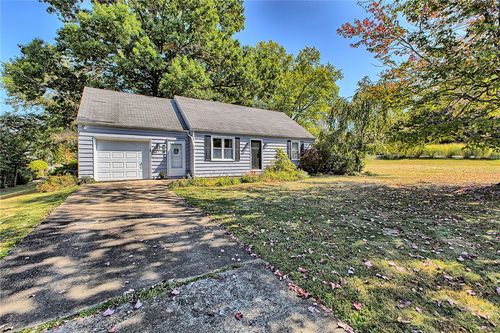 609 Melvin Dr, Greensburg, PA, 15601-4624 | Card Image