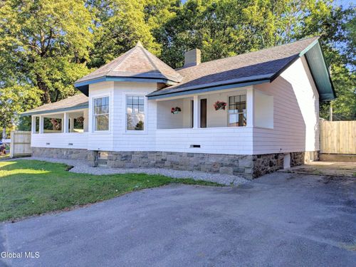 4 Palmer Ave, Corinth, NY, 12822-1122 | Card Image