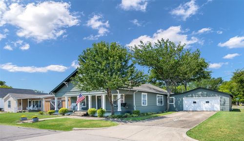 1013 Sherman St, Mckinney, TX, 75069-2655 | Card Image