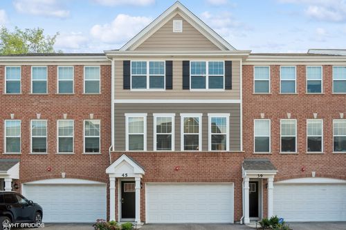 45 Timber Wolf Dr, Wheeling, IL, 60090-2881 | Card Image