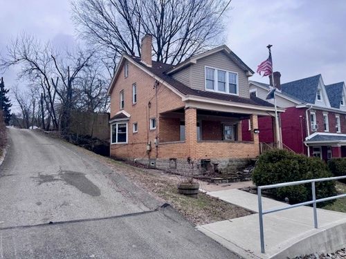 115 Copperfield Ave, Pittsburgh, PA, 15210-3862 | Card Image