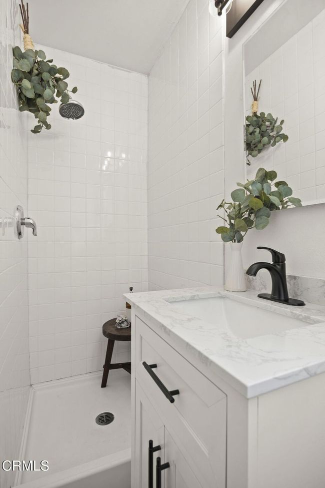 Guest bath | Image 14