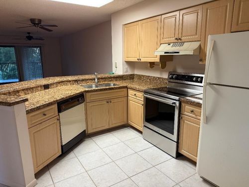 307-2205 S Cypress Bend Dr, Pompano Beach, FL, 33069-5638 | Card Image