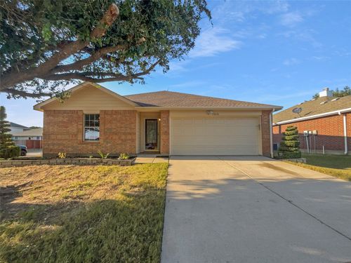 12636 Kingsgate Dr, Rhome, TX, 76078-6036 | Card Image