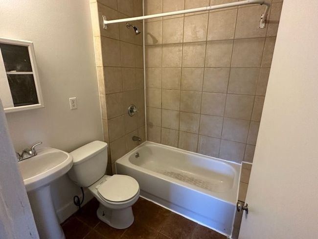 121 Sturtevant St, Home with 0 bedrooms, 4 bathrooms and null parking in Highland Park MI | Image 10