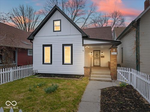 901 Greer St, Indianapolis, IN, 46203-1717 | Card Image